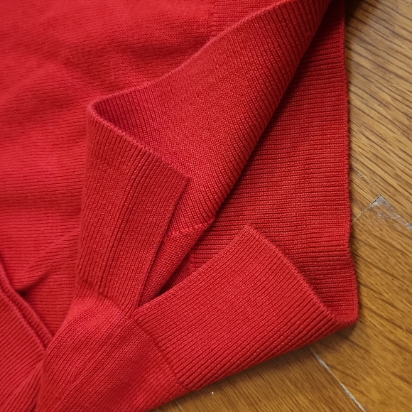 Nautica V-neck Red Sweater - Picture 4 of 5